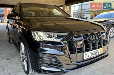 Внедорожник / Кроссовер Audi SQ7 2021 в Киеве
