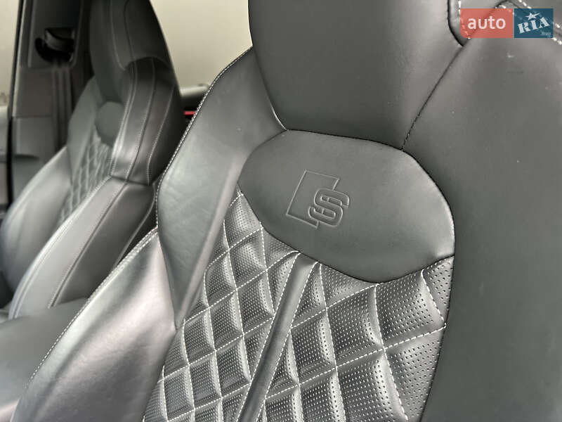 Внедорожник / Кроссовер Audi SQ7 2023 в Львове