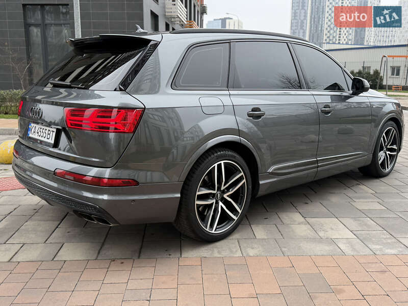 Внедорожник / Кроссовер Audi SQ7 2018 в Киеве фото 10 Внедорожник / Кроссовер Audi SQ7 2018 в Киеве
