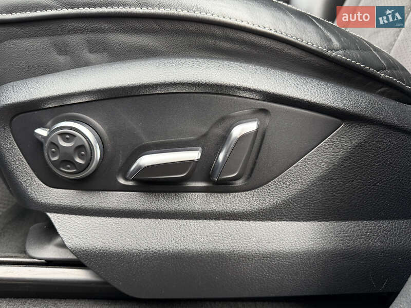 Внедорожник / Кроссовер Audi SQ7 2018 в Киеве фото 18 Внедорожник / Кроссовер Audi SQ7 2018 в Киеве