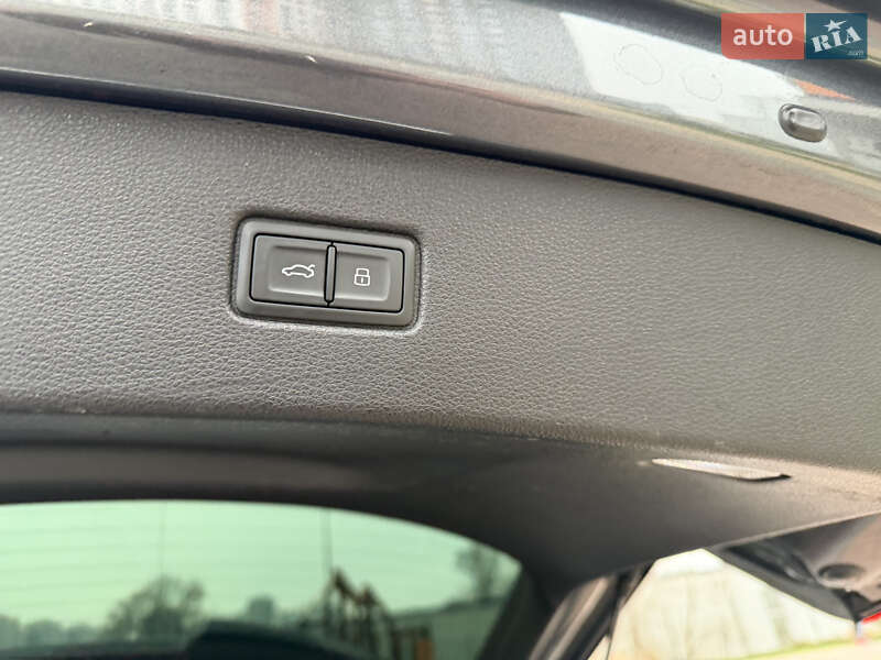 Внедорожник / Кроссовер Audi SQ7 2018 в Киеве фото 25 Внедорожник / Кроссовер Audi SQ7 2018 в Киеве