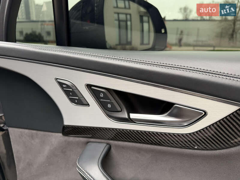 Внедорожник / Кроссовер Audi SQ7 2018 в Киеве фото 30 Внедорожник / Кроссовер Audi SQ7 2018 в Киеве