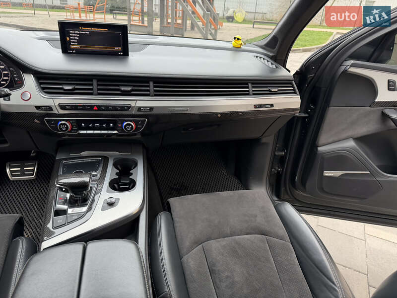 Внедорожник / Кроссовер Audi SQ7 2018 в Киеве фото 35 Внедорожник / Кроссовер Audi SQ7 2018 в Киеве