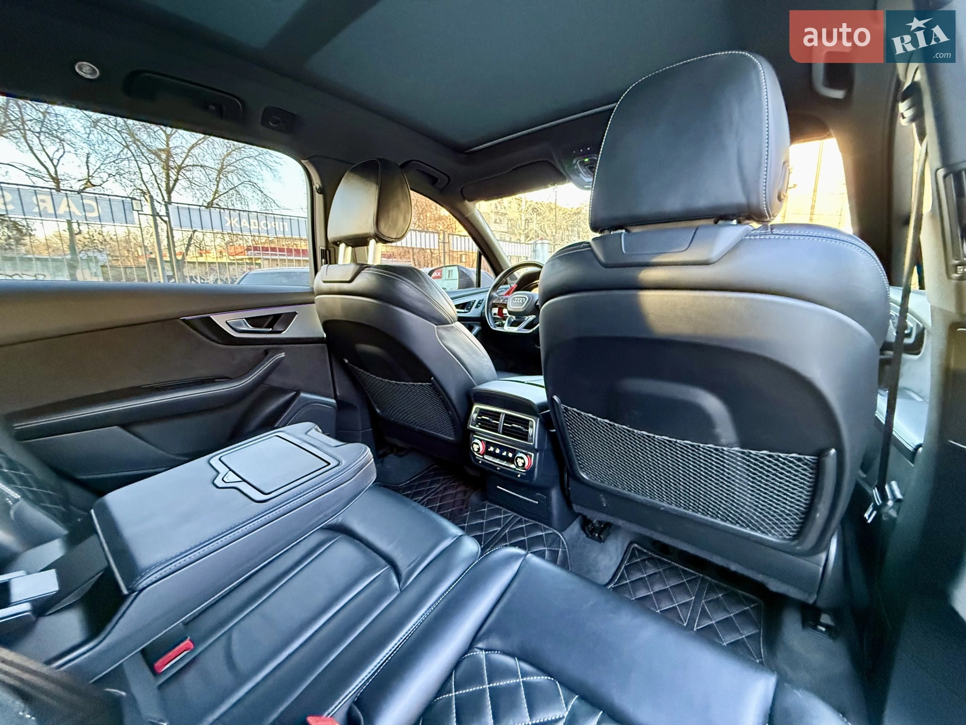 2017 Audi SQ7 - мініатюра 24