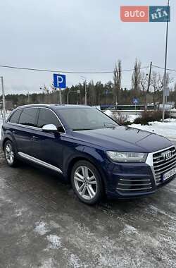 Внедорожник / Кроссовер Audi SQ7 2018 в Киеве