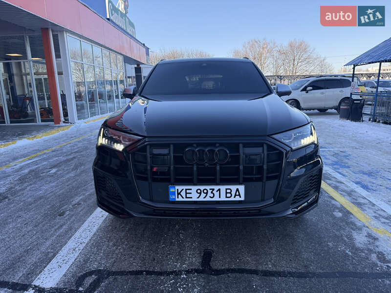 Позашляховик / Кросовер Audi SQ7 2019 в Києві