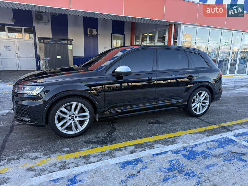 Позашляховик / Кросовер Audi SQ7 2019 в Києві
