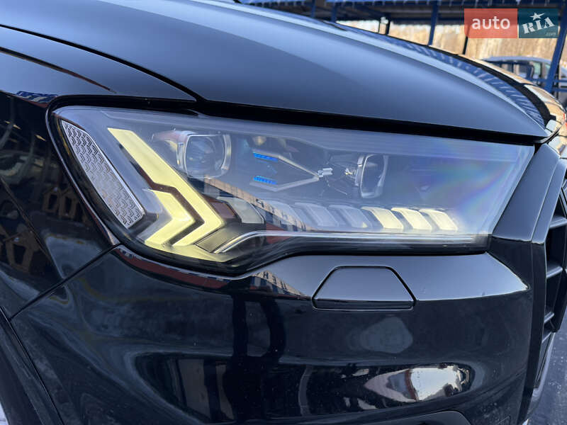 Позашляховик / Кросовер Audi SQ7 2019 в Києві