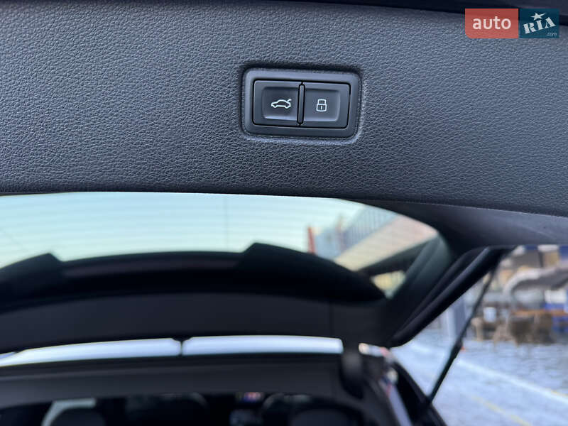 Позашляховик / Кросовер Audi SQ7 2019 в Києві