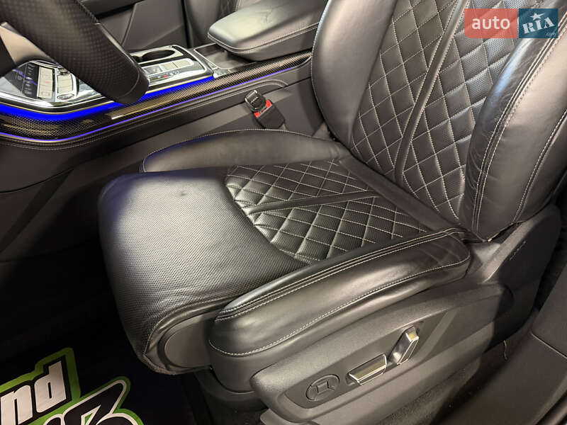 Внедорожник / Кроссовер Audi SQ7 2020 в Киеве