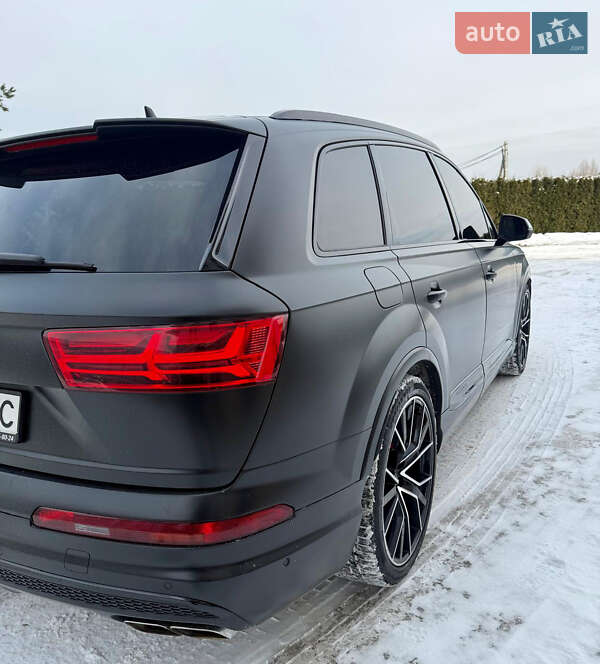 Внедорожник / Кроссовер Audi SQ7 2017 в Киеве фото 9 Внедорожник / Кроссовер Audi SQ7 2017 в Киеве