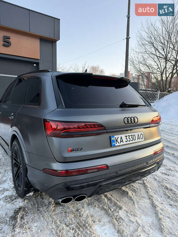 Позашляховик / Кросовер Audi SQ7 2021 в Києві