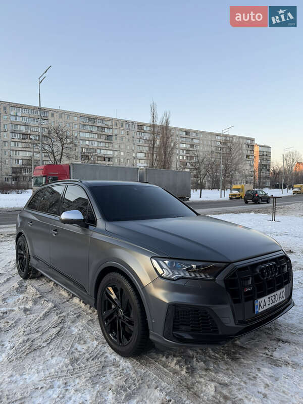Позашляховик / Кросовер Audi SQ7 2021 в Києві