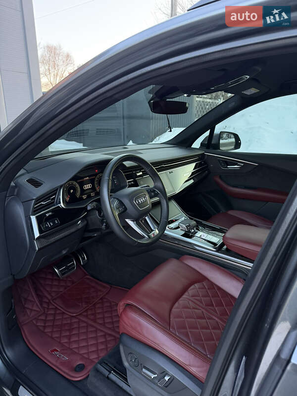 Позашляховик / Кросовер Audi SQ7 2021 в Києві