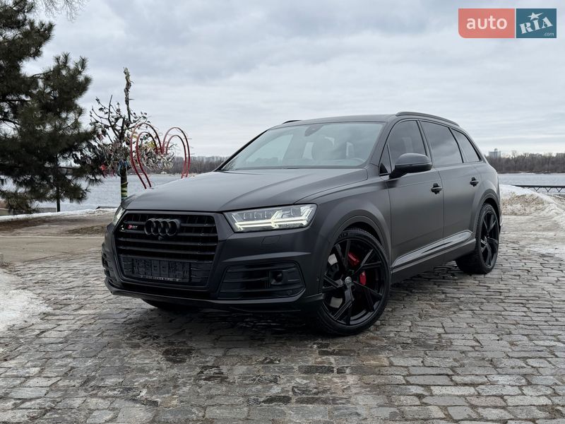 Позашляховик / Кросовер Audi SQ7 2018 в Києві