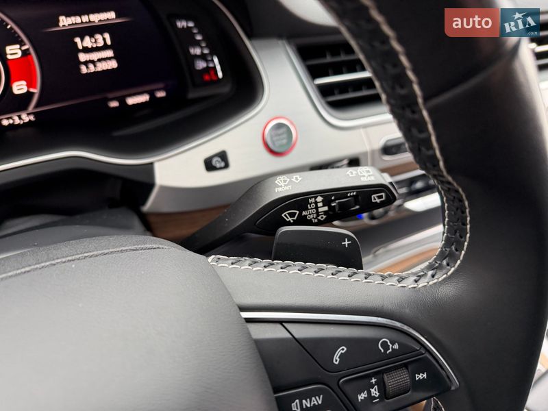 Позашляховик / Кросовер Audi SQ7 2018 в Києві