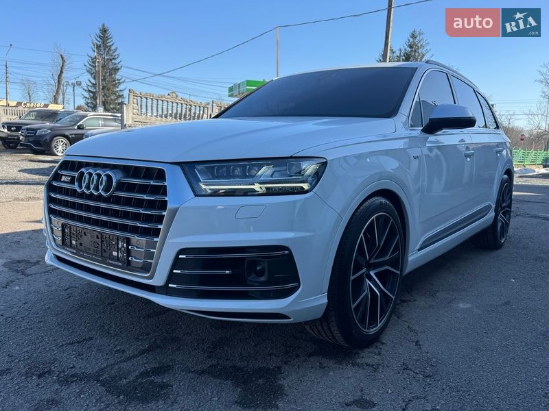 Внедорожник / Кроссовер Audi SQ7 2017 в Тернополе