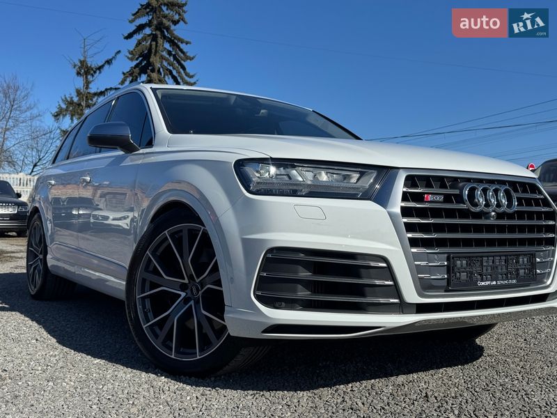 Внедорожник / Кроссовер Audi SQ7 2017 в Тернополе