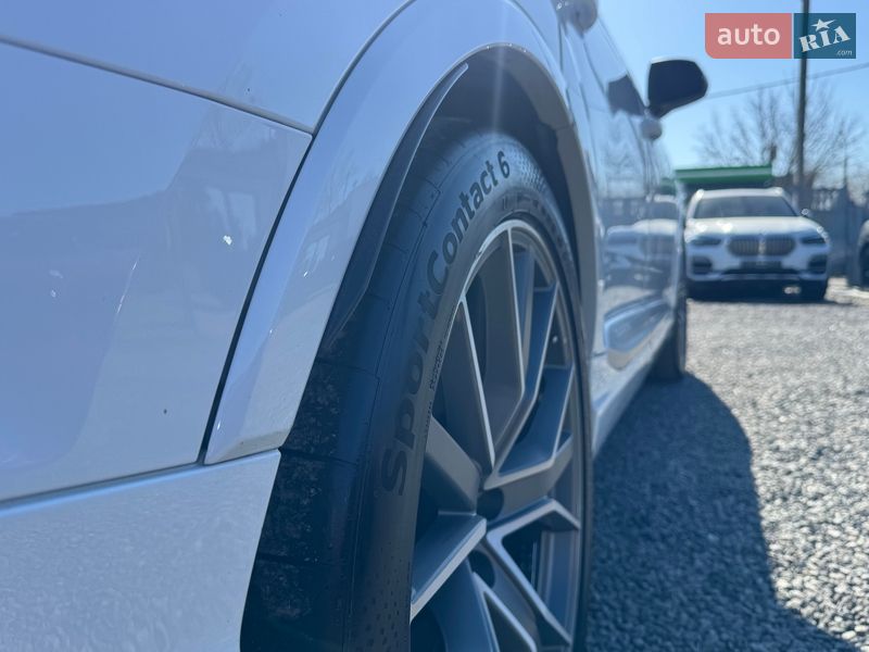 Внедорожник / Кроссовер Audi SQ7 2017 в Тернополе