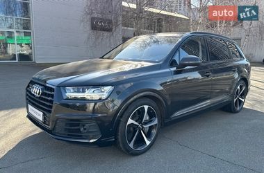 Внедорожник / Кроссовер Audi SQ7 2017 в Киеве