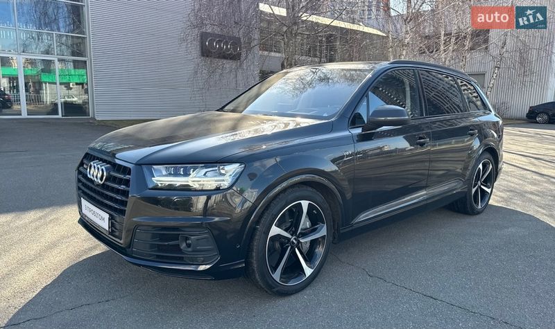 Позашляховик / Кросовер Audi SQ7 2017 в Києві