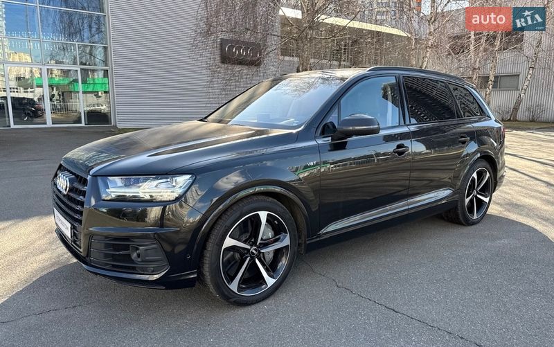 Позашляховик / Кросовер Audi SQ7 2017 в Києві