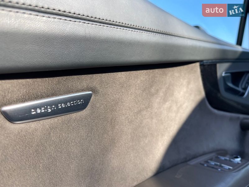 Позашляховик / Кросовер Audi SQ7 2017 в Києві