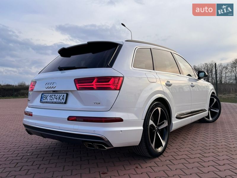 Внедорожник / Кроссовер Audi SQ7 2017 в Ровно фото 6 Внедорожник / Кроссовер Audi SQ7 2017 в Ровно