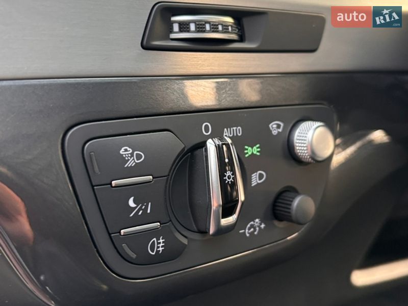 Внедорожник / Кроссовер Audi SQ7 2017 в Ровно фото 21 Внедорожник / Кроссовер Audi SQ7 2017 в Ровно