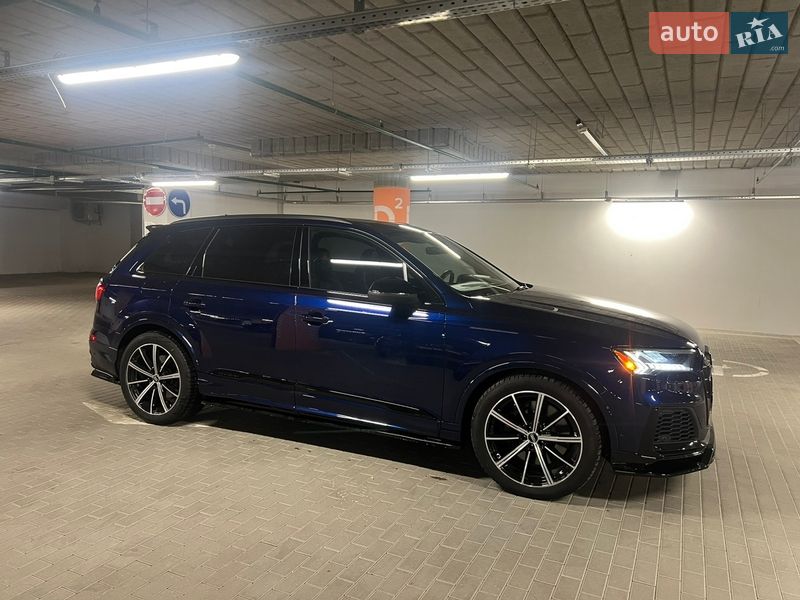 Внедорожник / Кроссовер Audi SQ7 2020 в Киеве фото 3 Внедорожник / Кроссовер Audi SQ7 2020 в Киеве