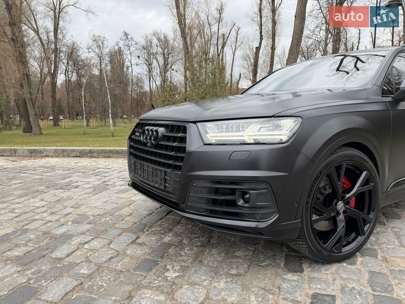 Внедорожник / Кроссовер Audi SQ7 2018 в Киеве