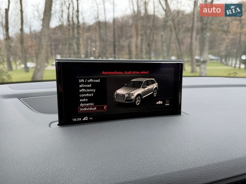 Внедорожник / Кроссовер Audi SQ7 2018 в Киеве