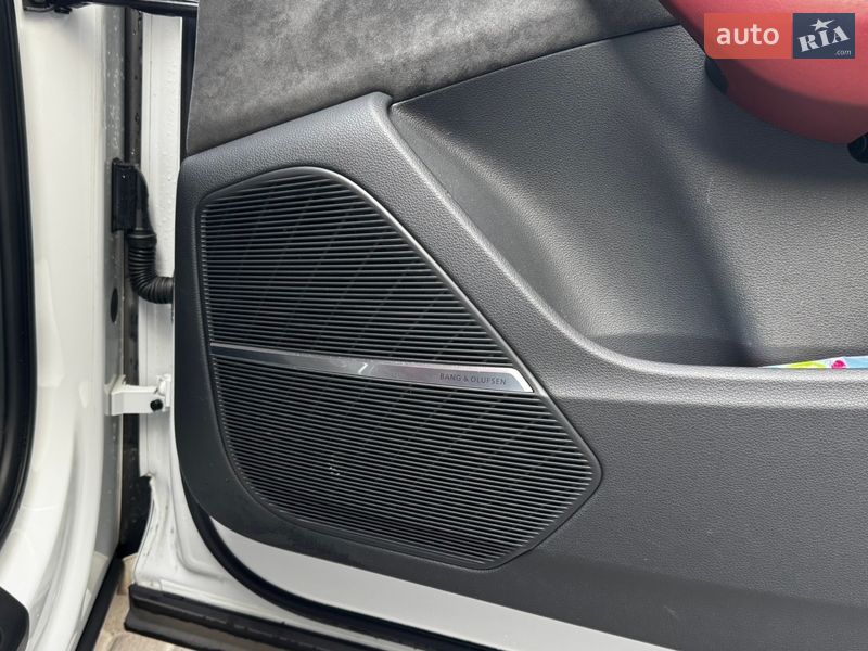 Внедорожник / Кроссовер Audi SQ7 2021 в Киеве