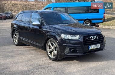 Внедорожник / Кроссовер Audi SQ7 2017 в Ровно