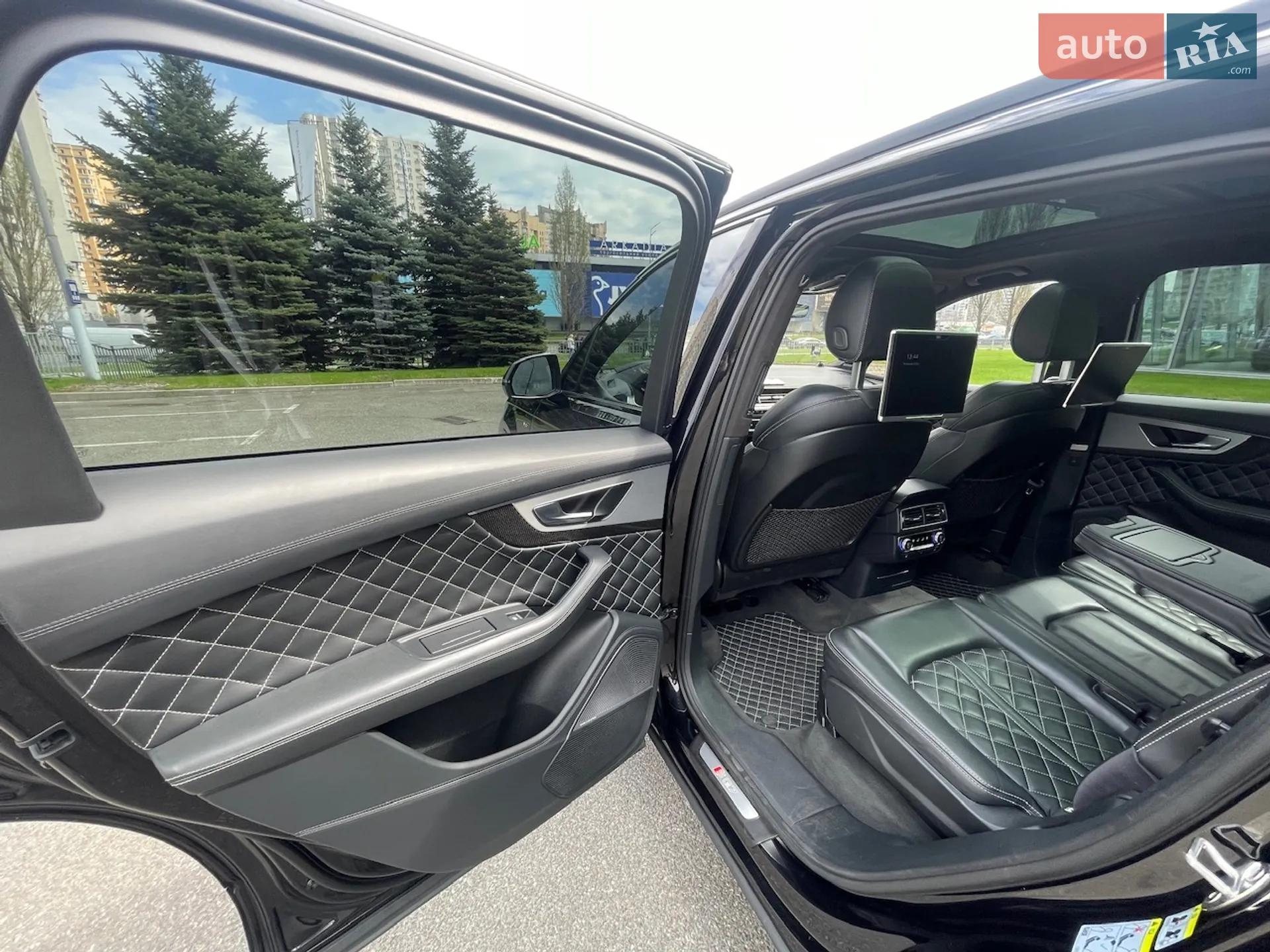 2017 Audi SQ7 - мініатюра 72