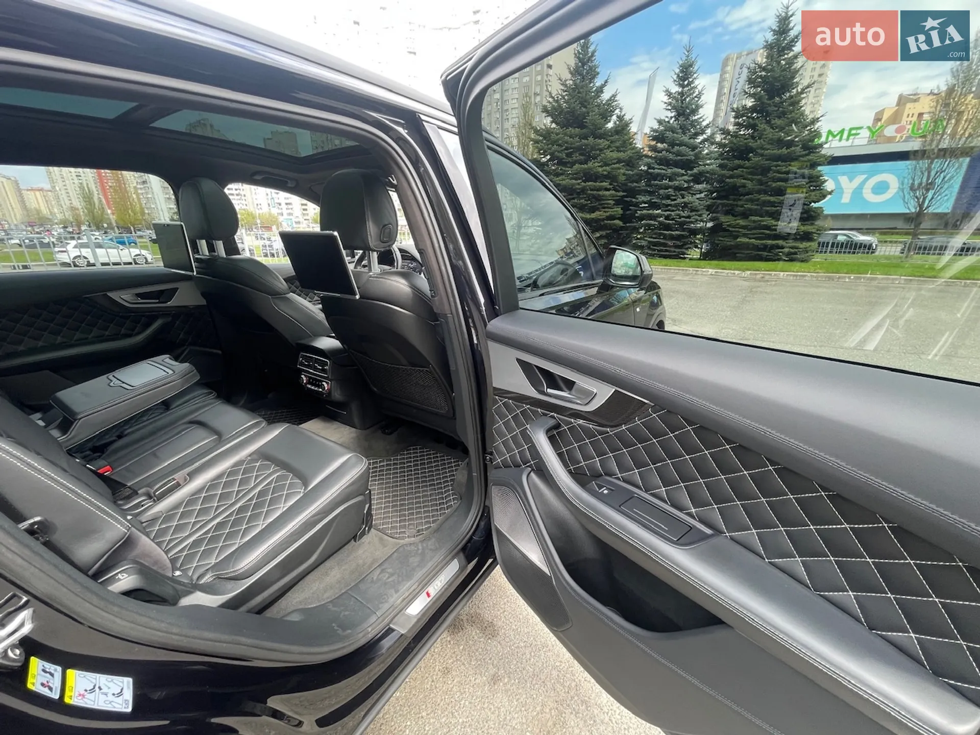 2017 Audi SQ7 - мініатюра 76