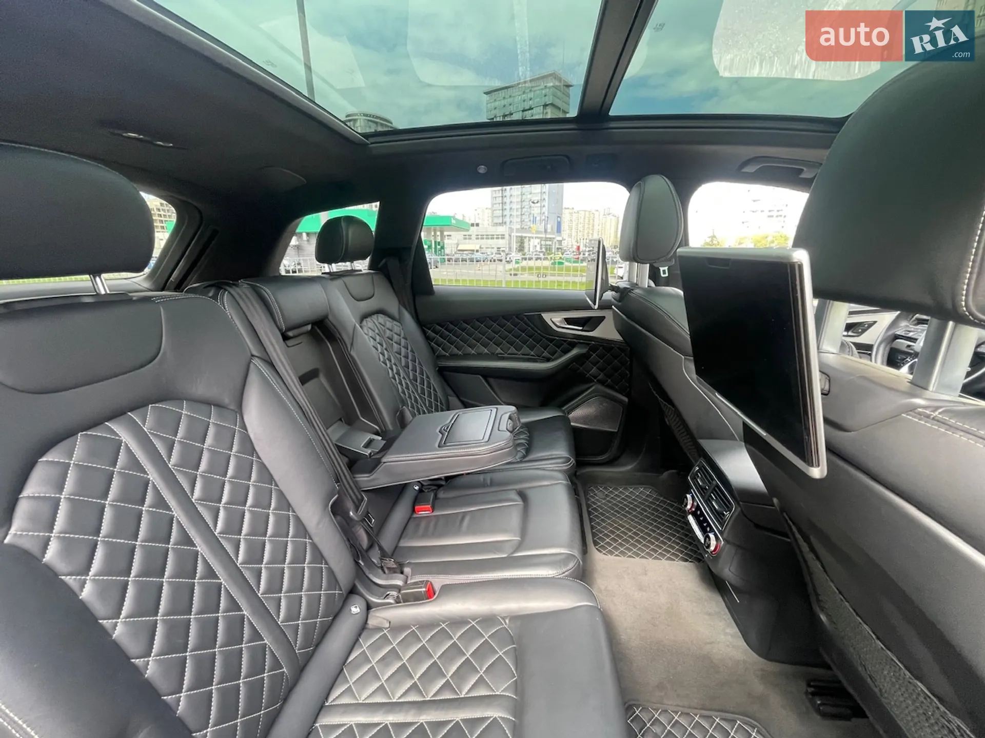 2017 Audi SQ7 - мініатюра 78