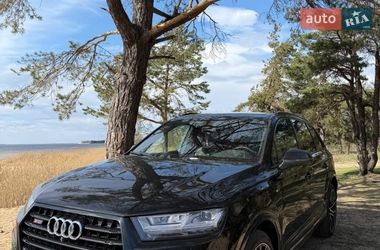 Внедорожник / Кроссовер Audi SQ7 2017 в Киеве