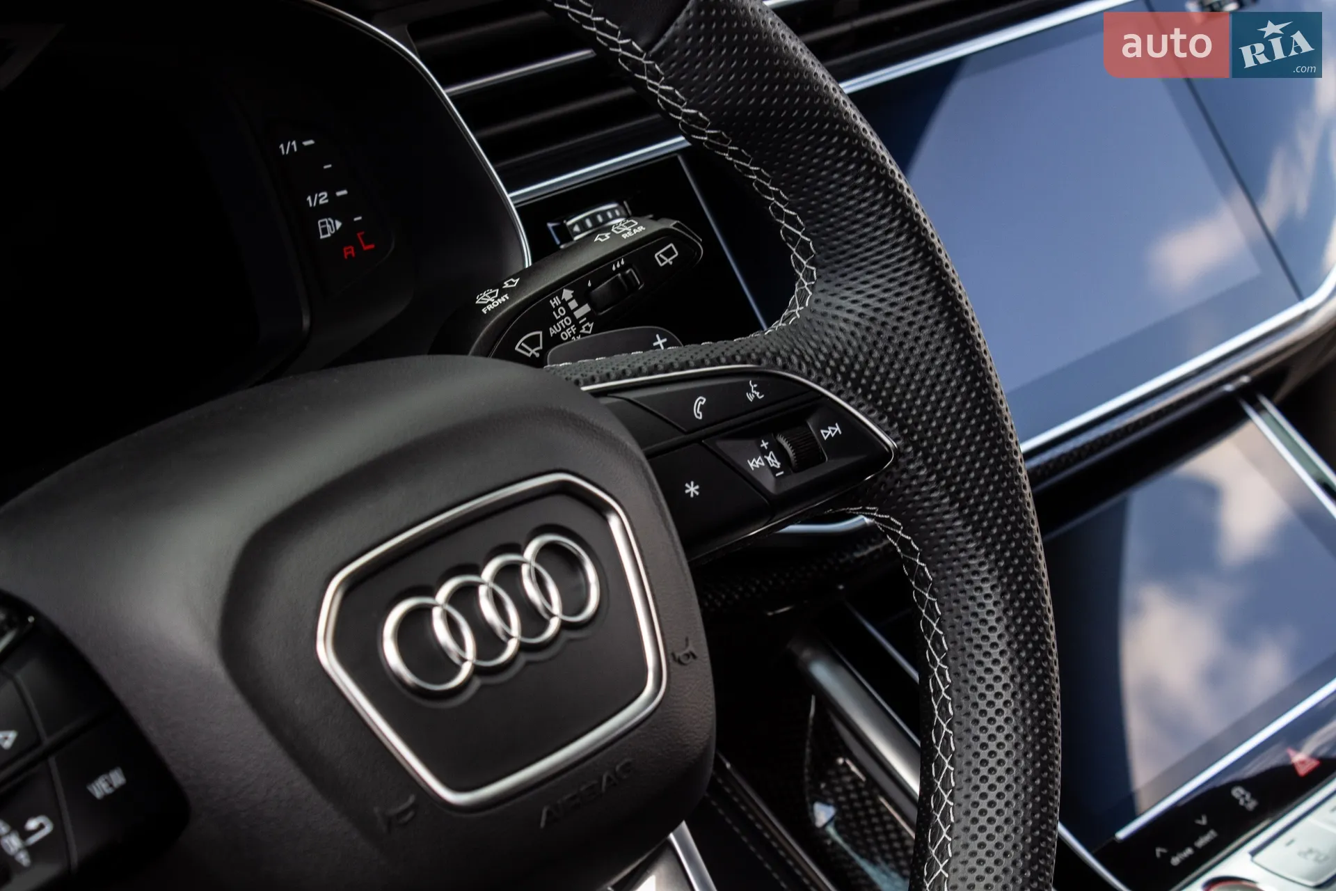 2023 Audi SQ7 - мініатюра 37
