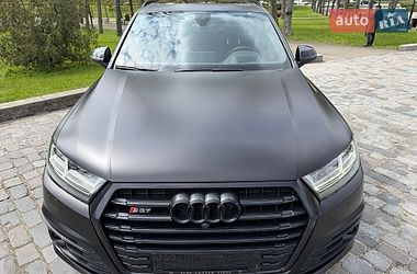 Внедорожник / Кроссовер Audi SQ7 2018 в Киеве