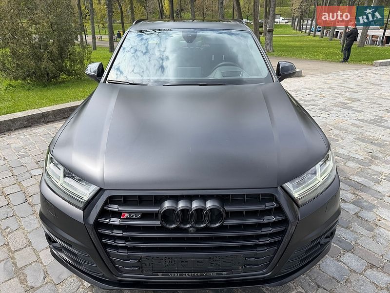 Внедорожник / Кроссовер Audi SQ7 2018 в Киеве