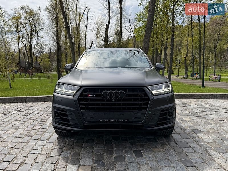 Внедорожник / Кроссовер Audi SQ7 2018 в Киеве