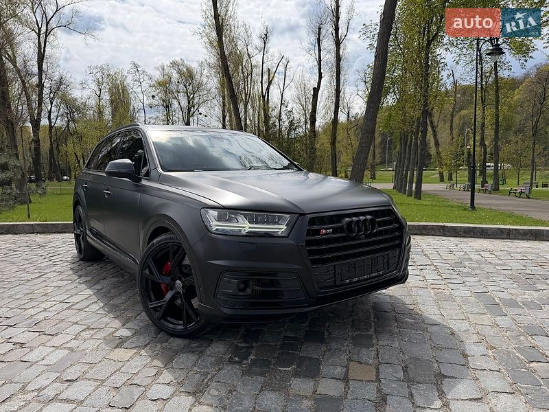 Внедорожник / Кроссовер Audi SQ7 2018 в Киеве