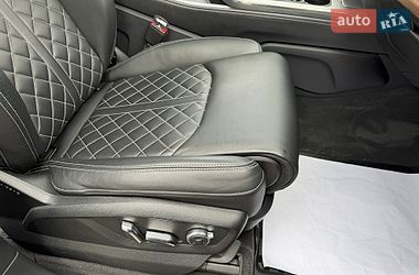 Внедорожник / Кроссовер Audi SQ7 2018 в Киеве