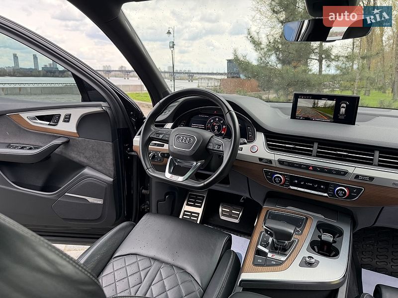 Внедорожник / Кроссовер Audi SQ7 2018 в Киеве