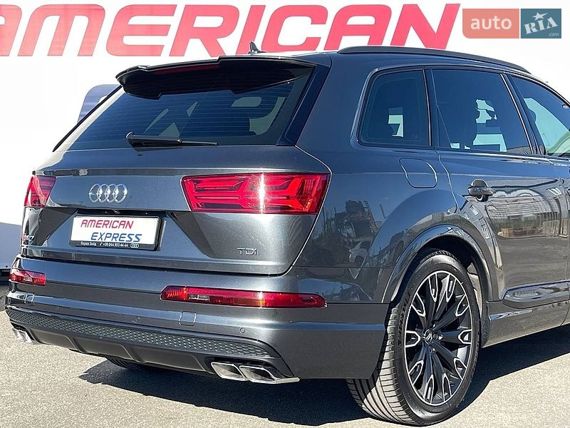 Внедорожник / Кроссовер Audi SQ7 2018 в Киеве