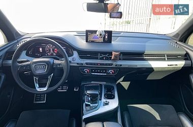 Внедорожник / Кроссовер Audi SQ7 2018 в Киеве
