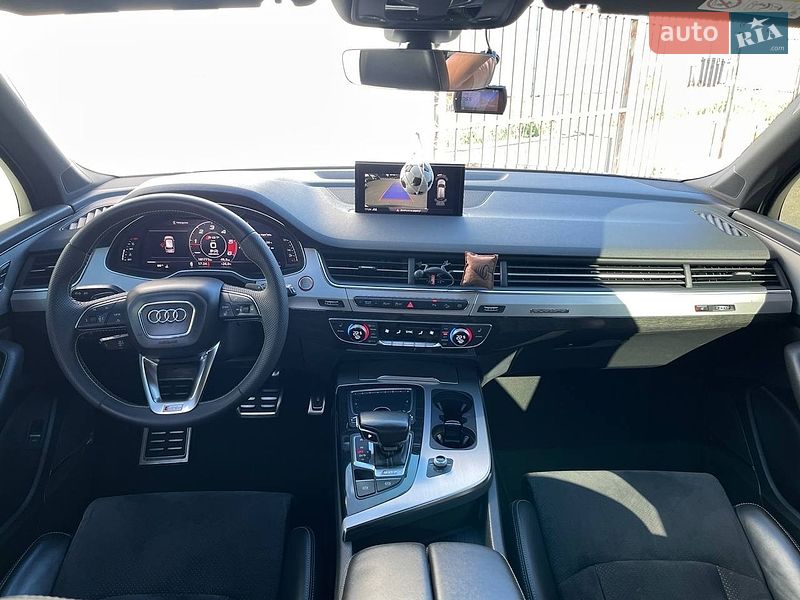 Внедорожник / Кроссовер Audi SQ7 2018 в Киеве