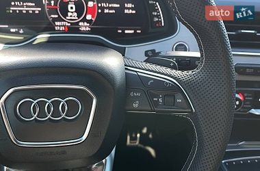 Внедорожник / Кроссовер Audi SQ7 2018 в Киеве