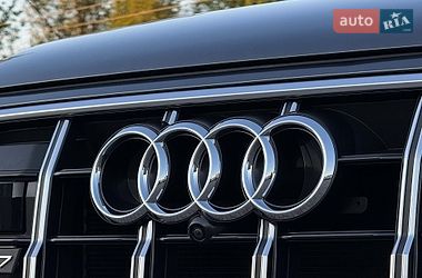 Позашляховик / Кросовер Audi SQ7 2020 в Луцьку